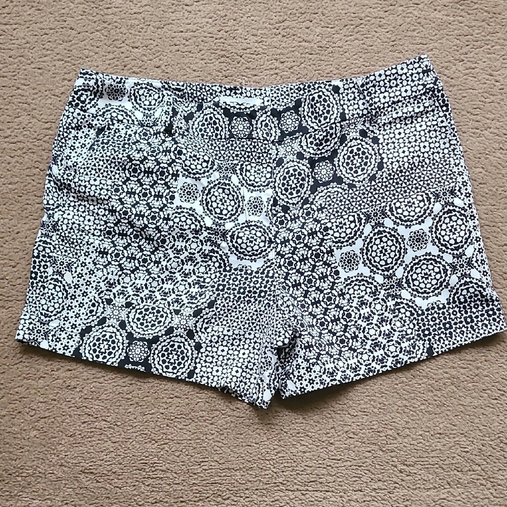 Artisan Ny High Waist Black and White Shorts